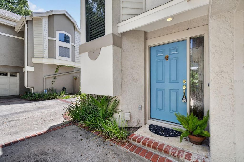 Photo of 786 Mcintyre Avenue, Winter Park, FL 32789 (MLS # O6424399)