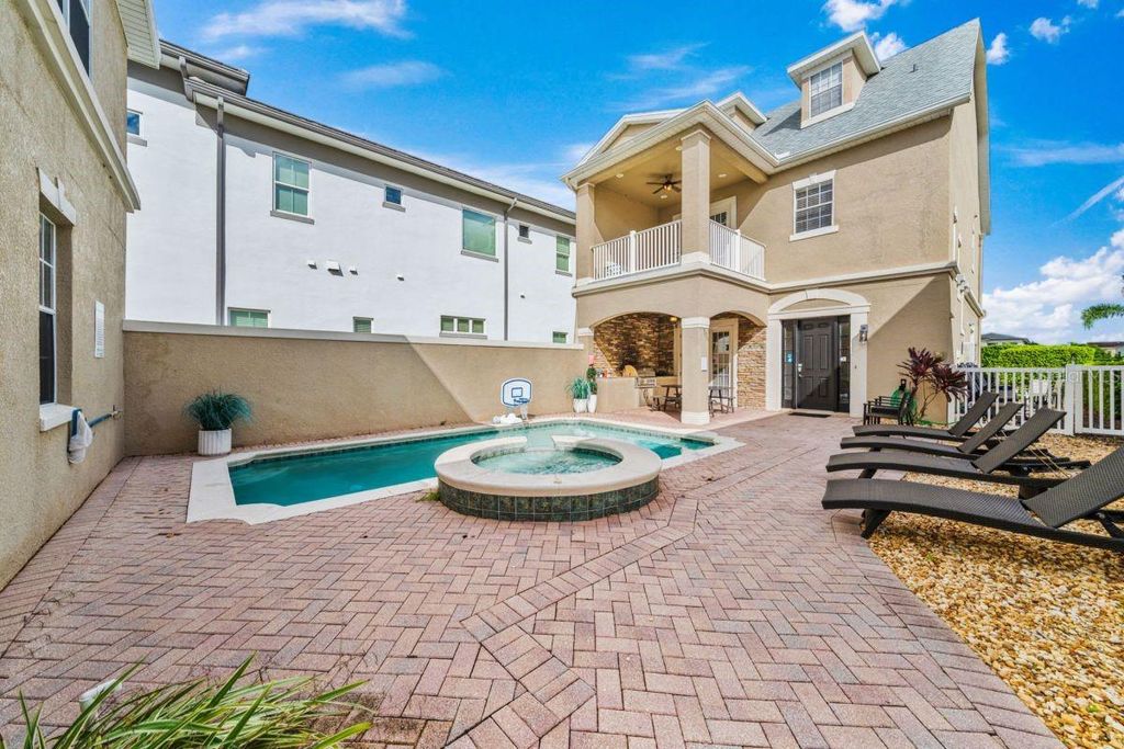 Photo of 1525 Corolla Court, Reunion, FL 34747 (MLS # O6377282)