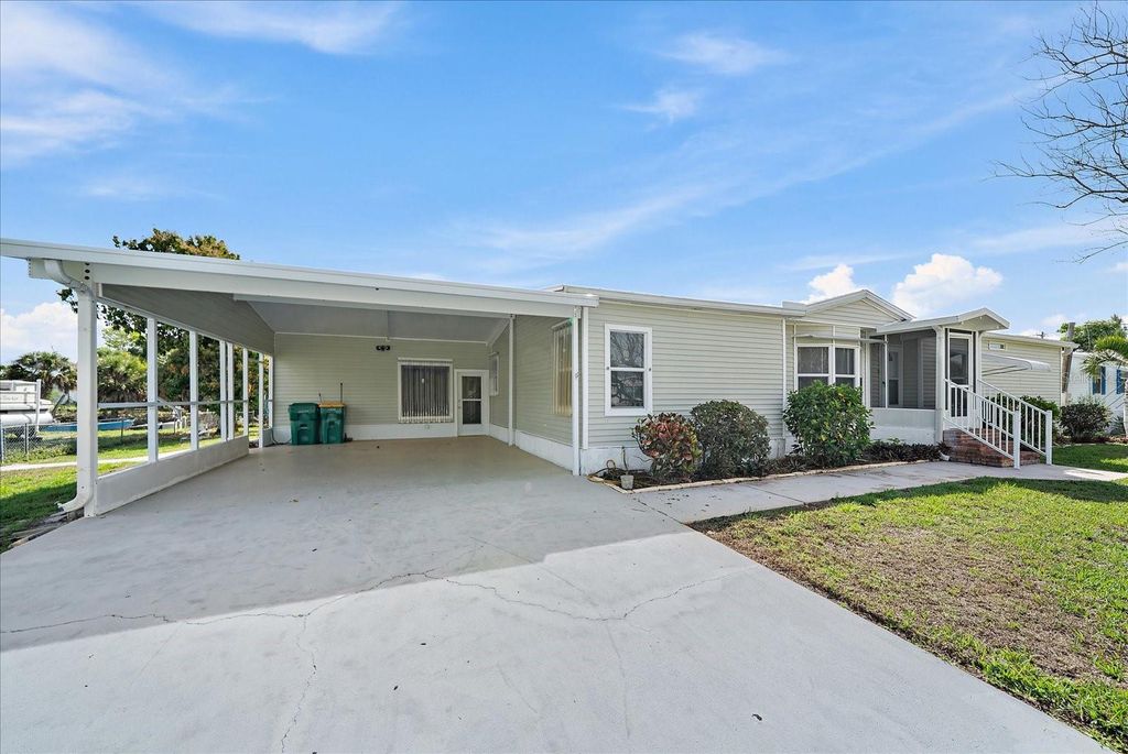Photo of 3028 Bamboo Court, Punta Gorda, FL 33950 (MLS # A4685199)