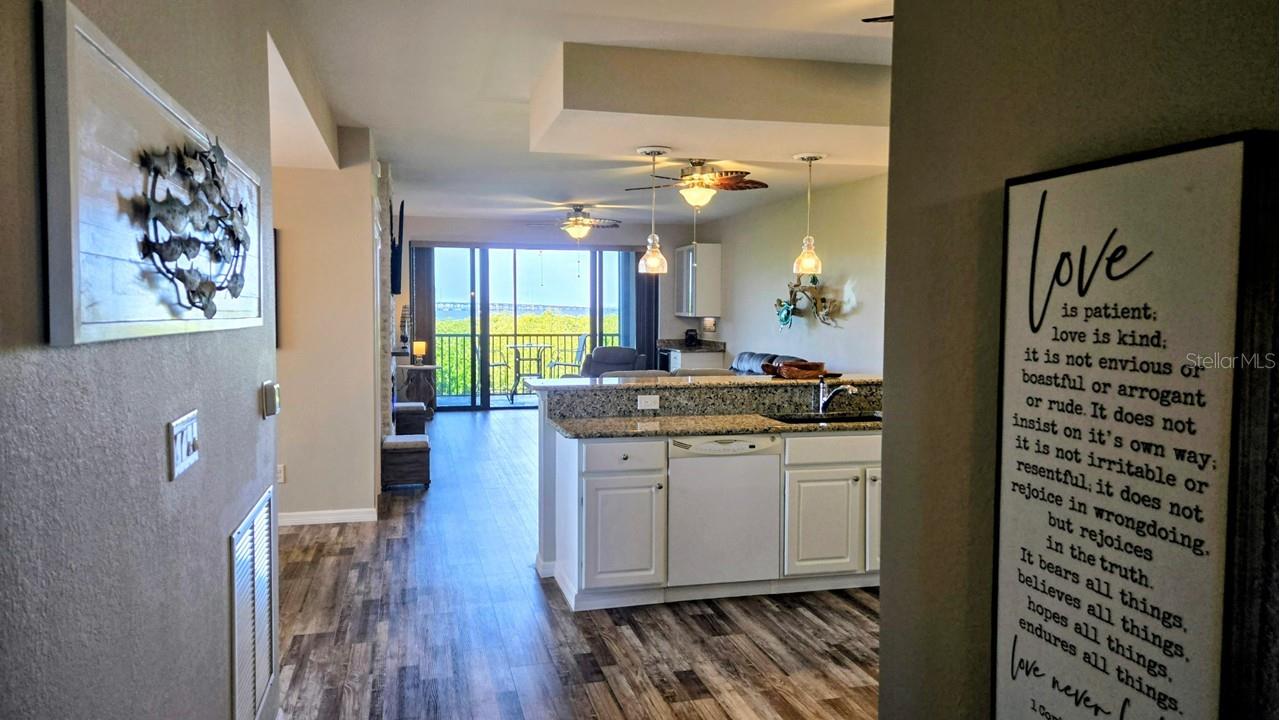 900 E MARION AVENUE 1201