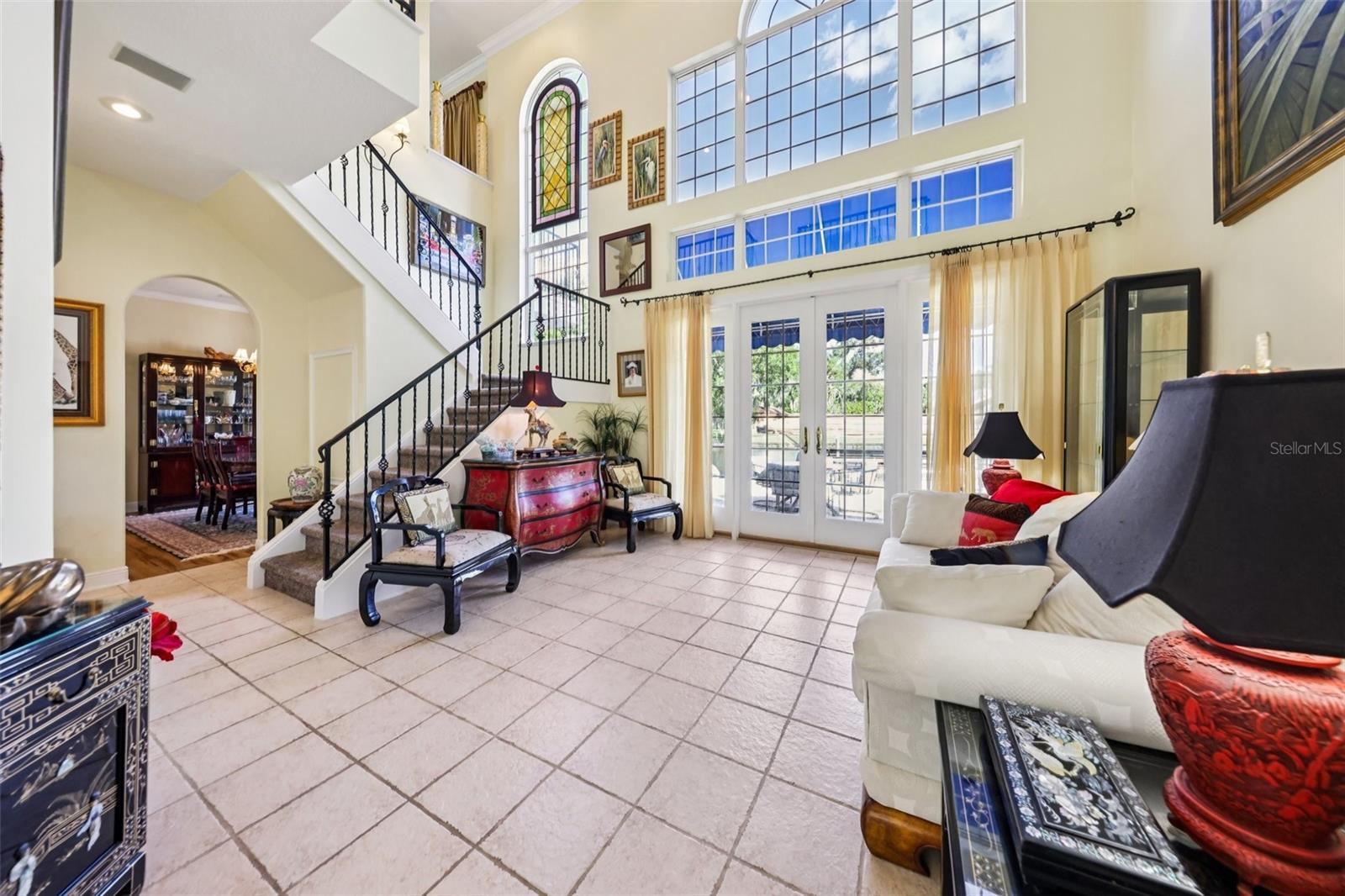 828 PALM HARBOR COURT
