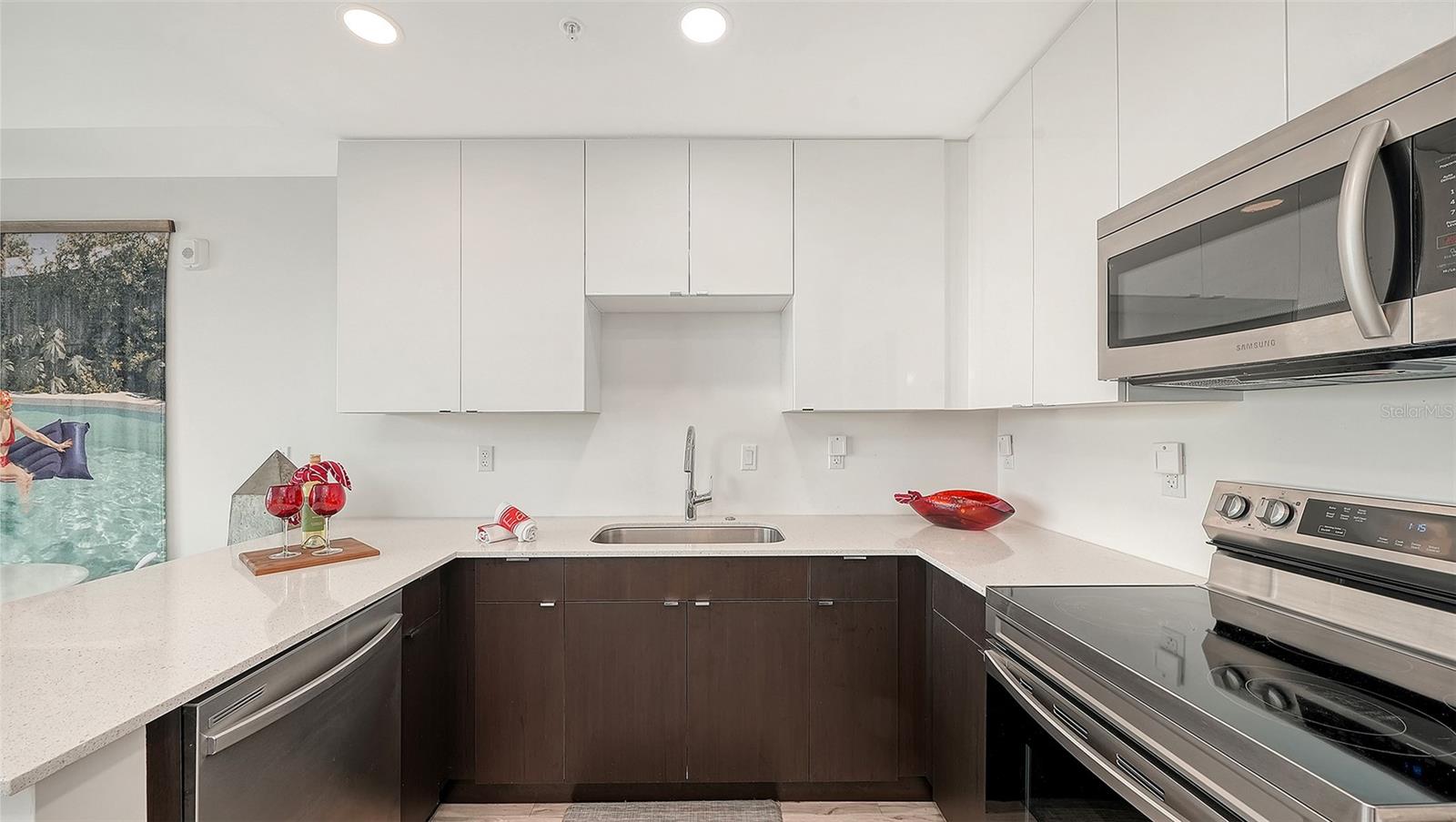 THE STRAND OF SARASOTA - Residential