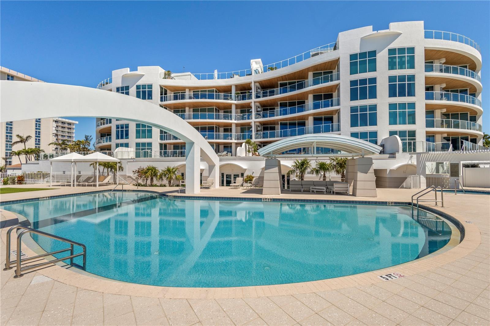 ARIA LONGBOAT KEY - Residential