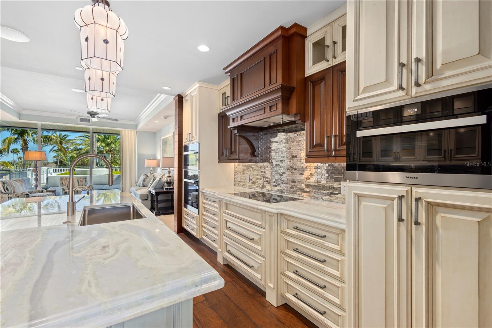 ARIA LONGBOAT KEY - Residential