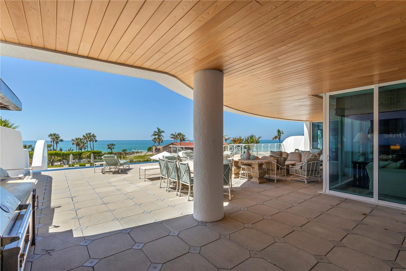 ARIA LONGBOAT KEY - Residential