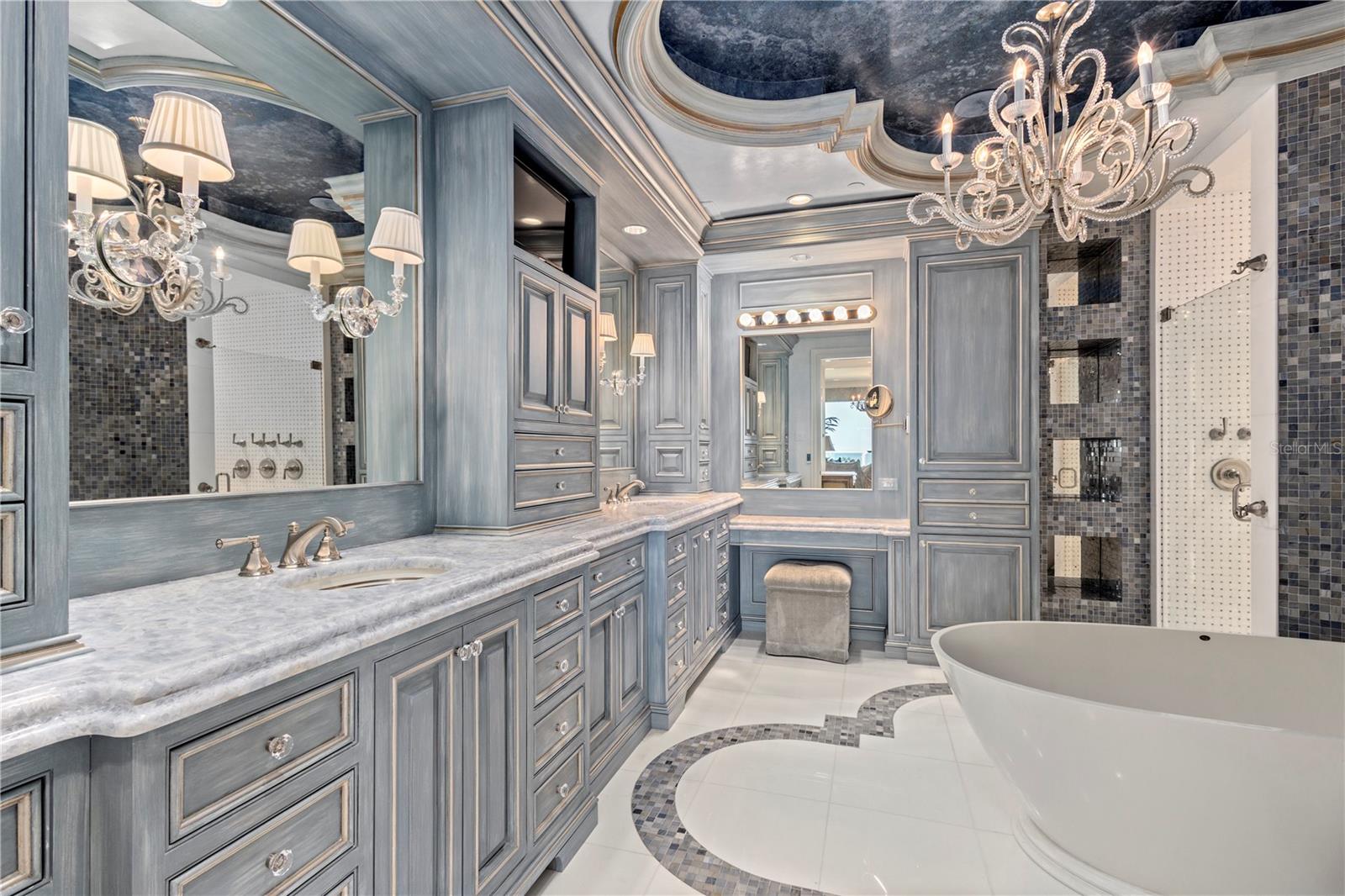 ARIA LONGBOAT KEY - Residential