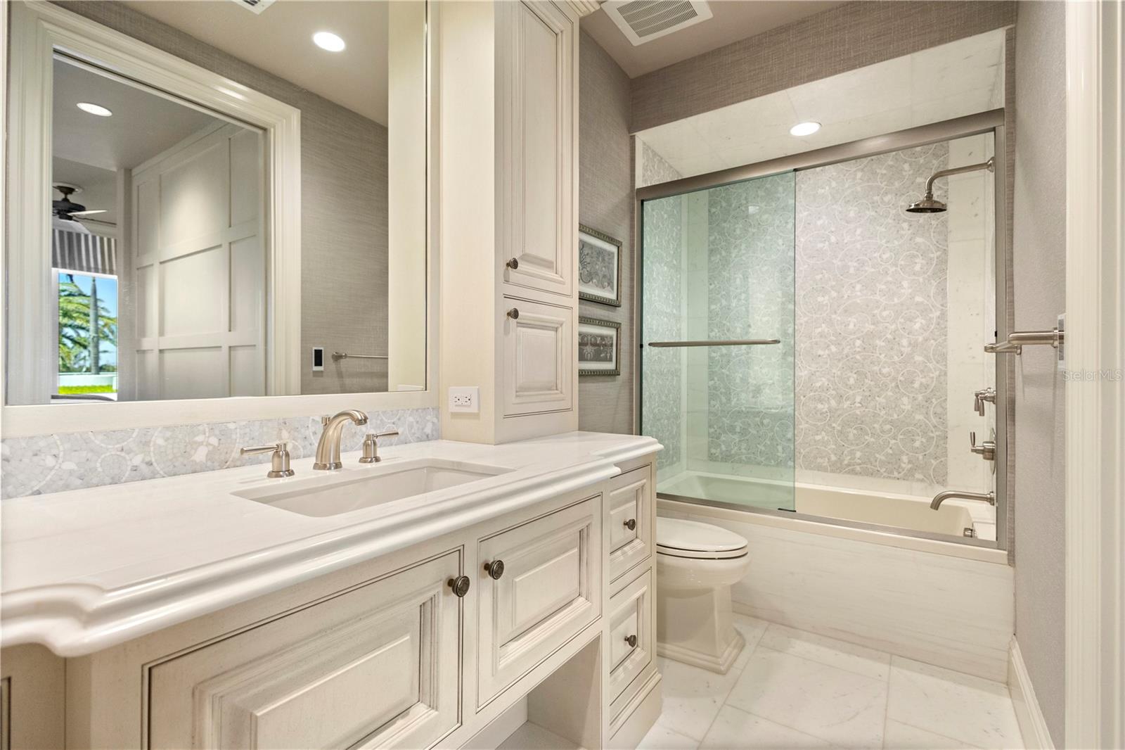 ARIA LONGBOAT KEY - Residential