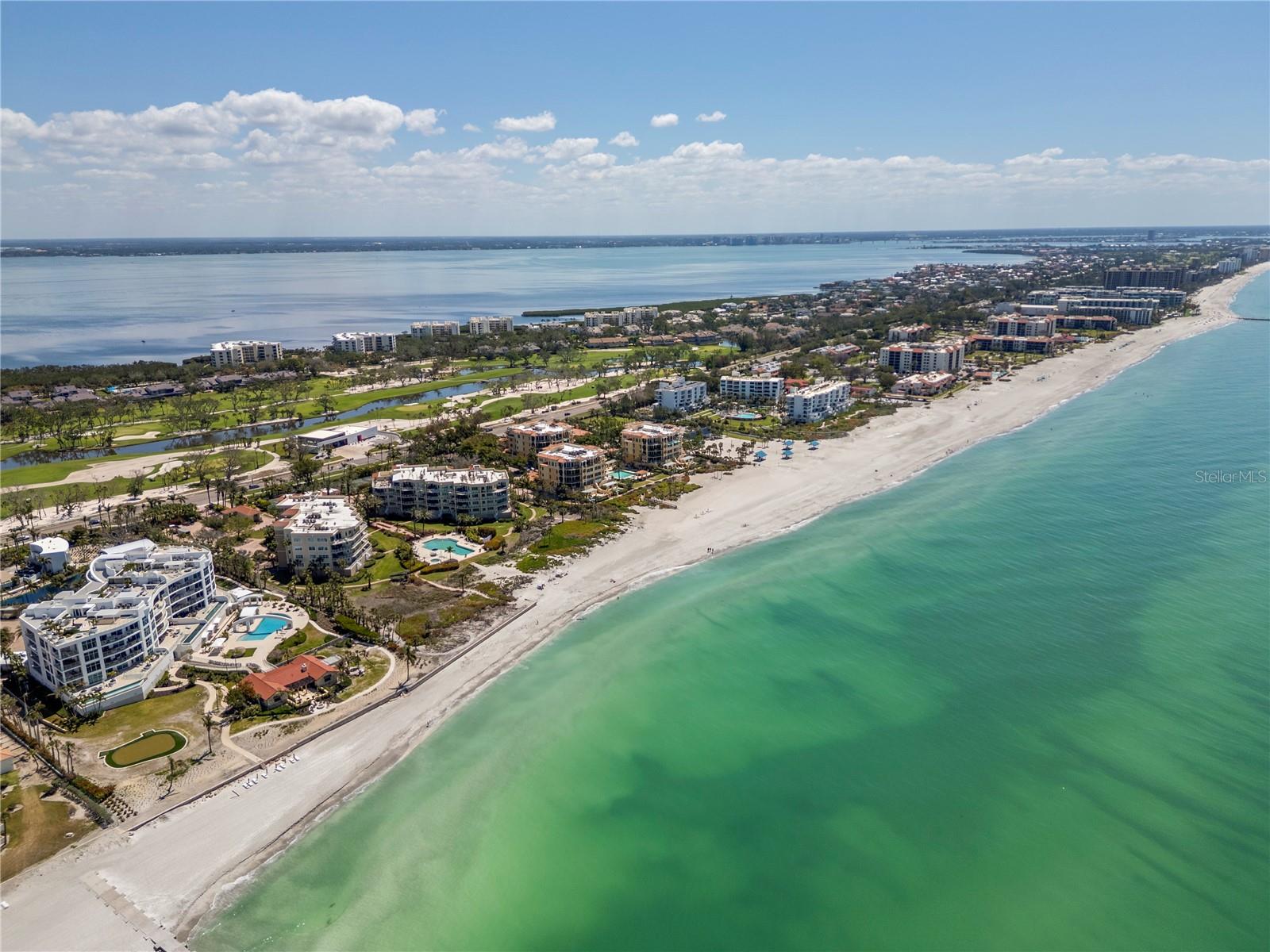 ARIA LONGBOAT KEY - Residential