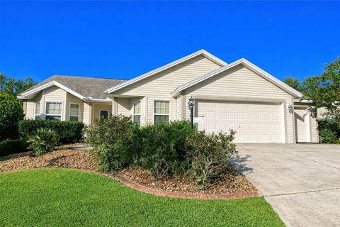 Photo of 2530 Saffron Lane, The Villages, FL 32162 (MLS # O6269489)