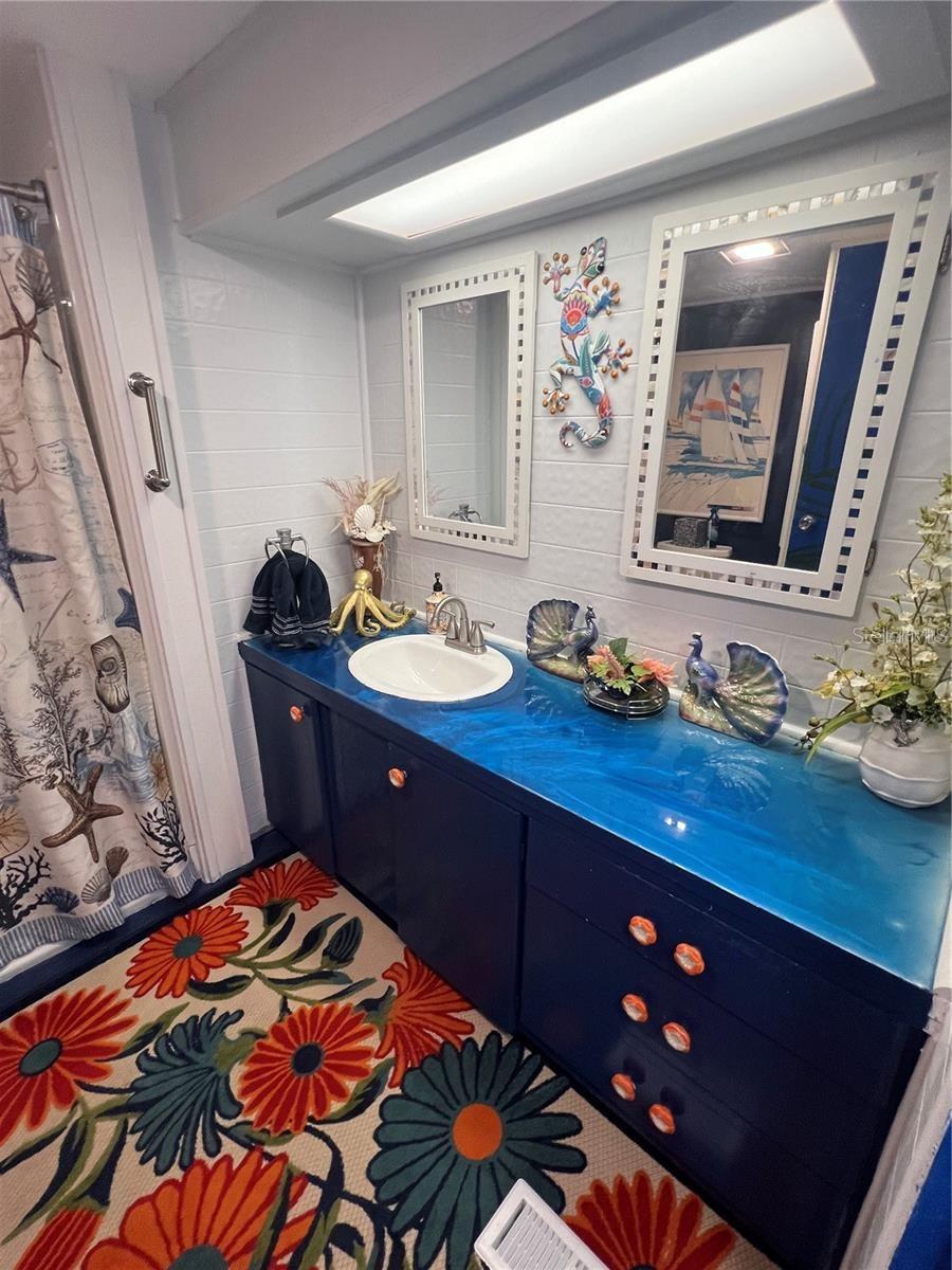 LAKE HIGHLANDER MOBILE HOME PARK UNREC - Residential