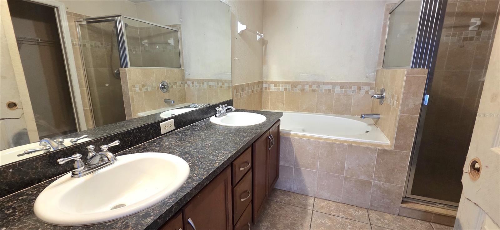 WIND MEADOWS - Residential