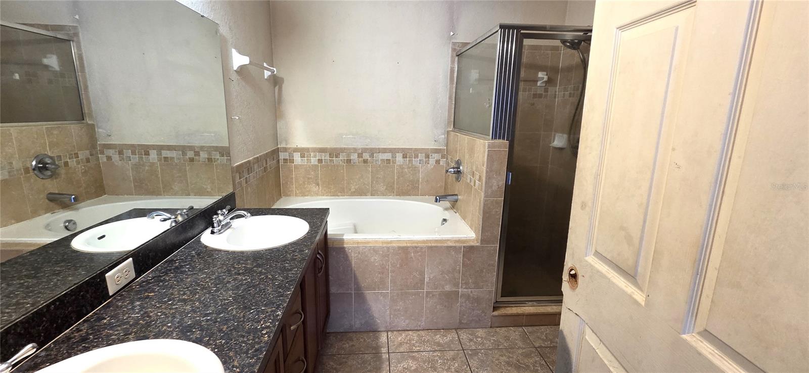 WIND MEADOWS - Residential