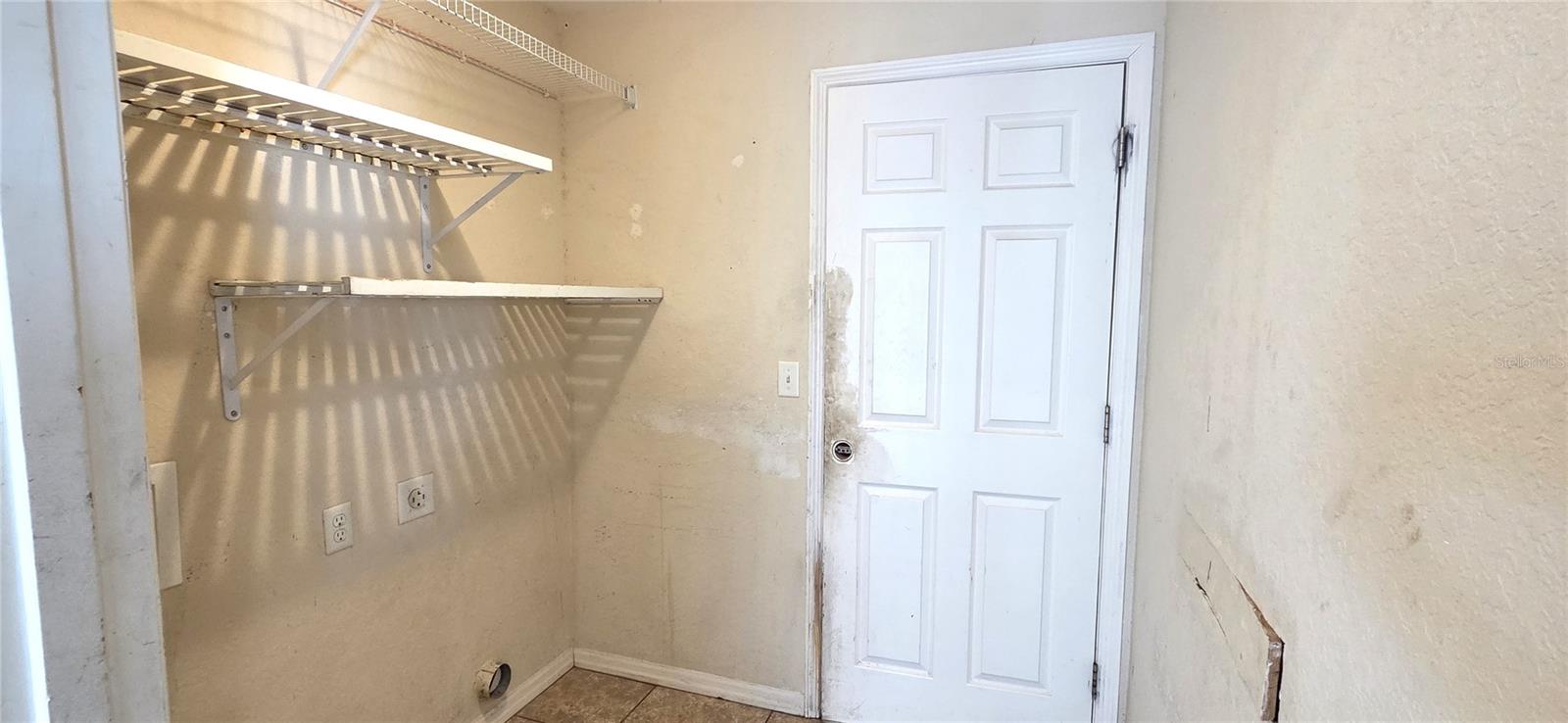 WIND MEADOWS - Residential