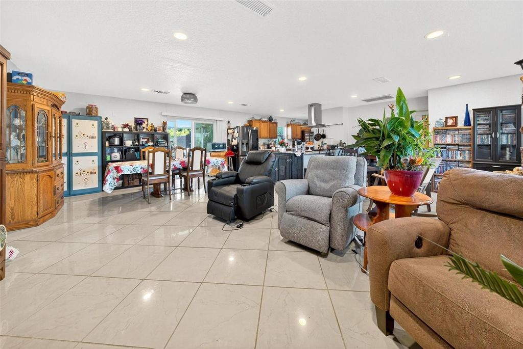 Photo of 37104 County Road 452, Grand Island, FL 32735 (MLS # G5104531)