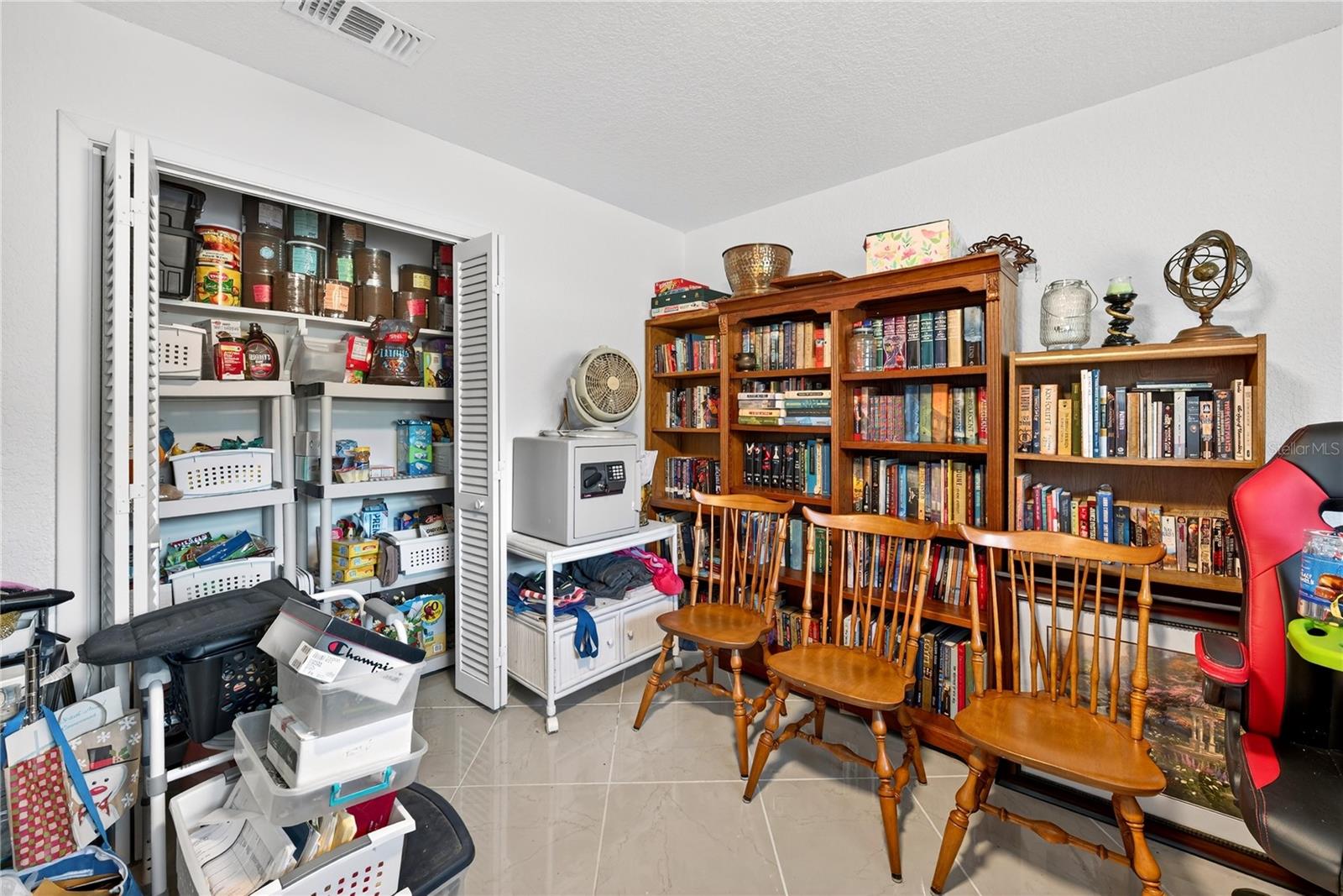 ACREAGE & UNREC - Residential