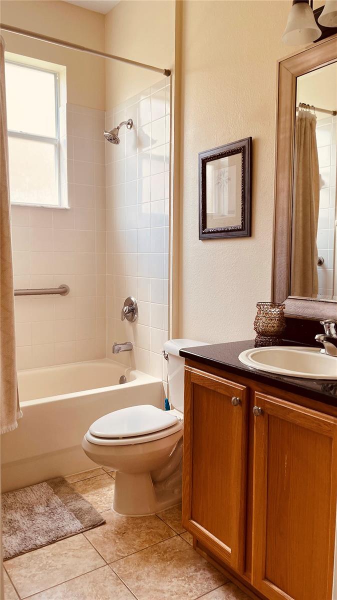 BALLANTRAE VILLAGE 05 - Residential