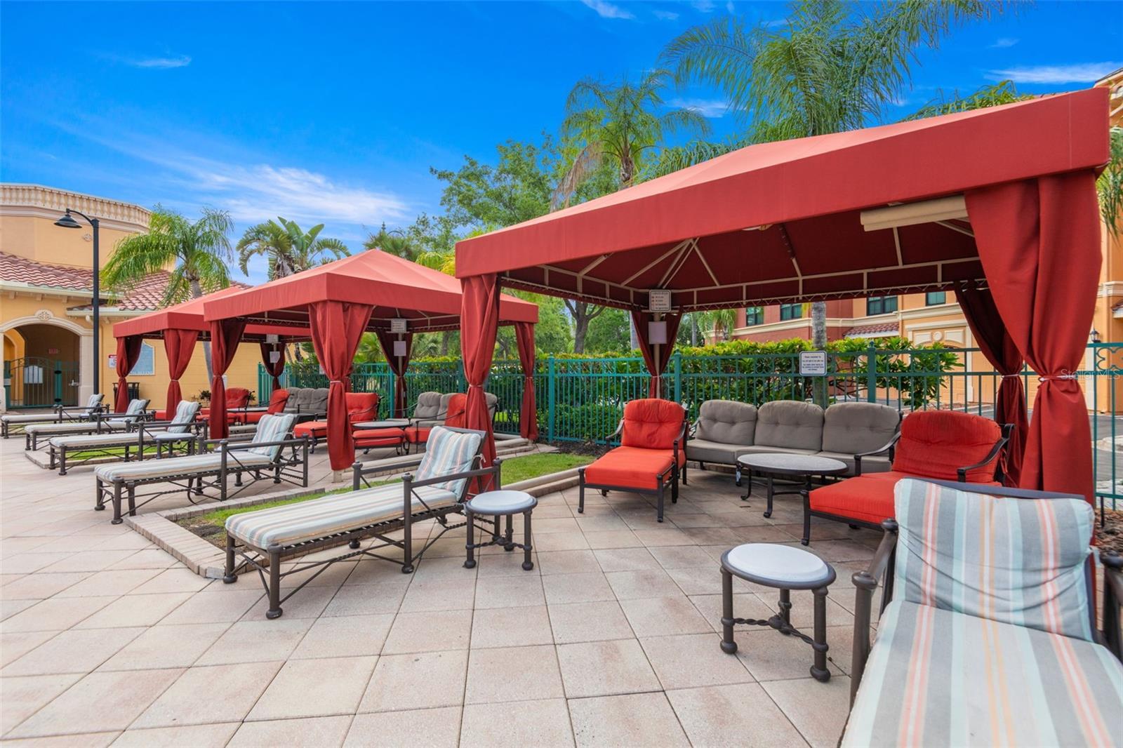 GRAND BELLAGIO AT BAYWATCH CONDO THE - Residential