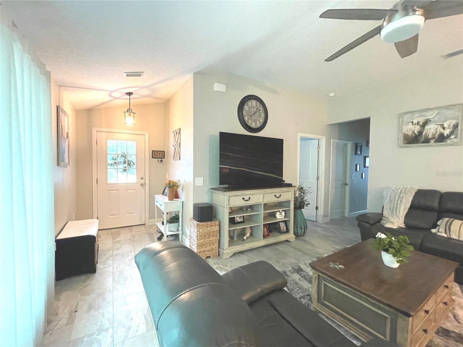 2711 KINGFISHER VILLAGE