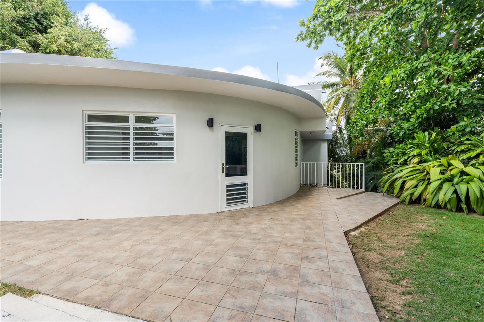 SUNSET HILLS - Residential