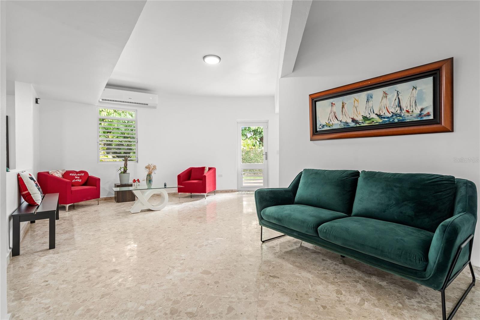 SUNSET HILLS - Residential
