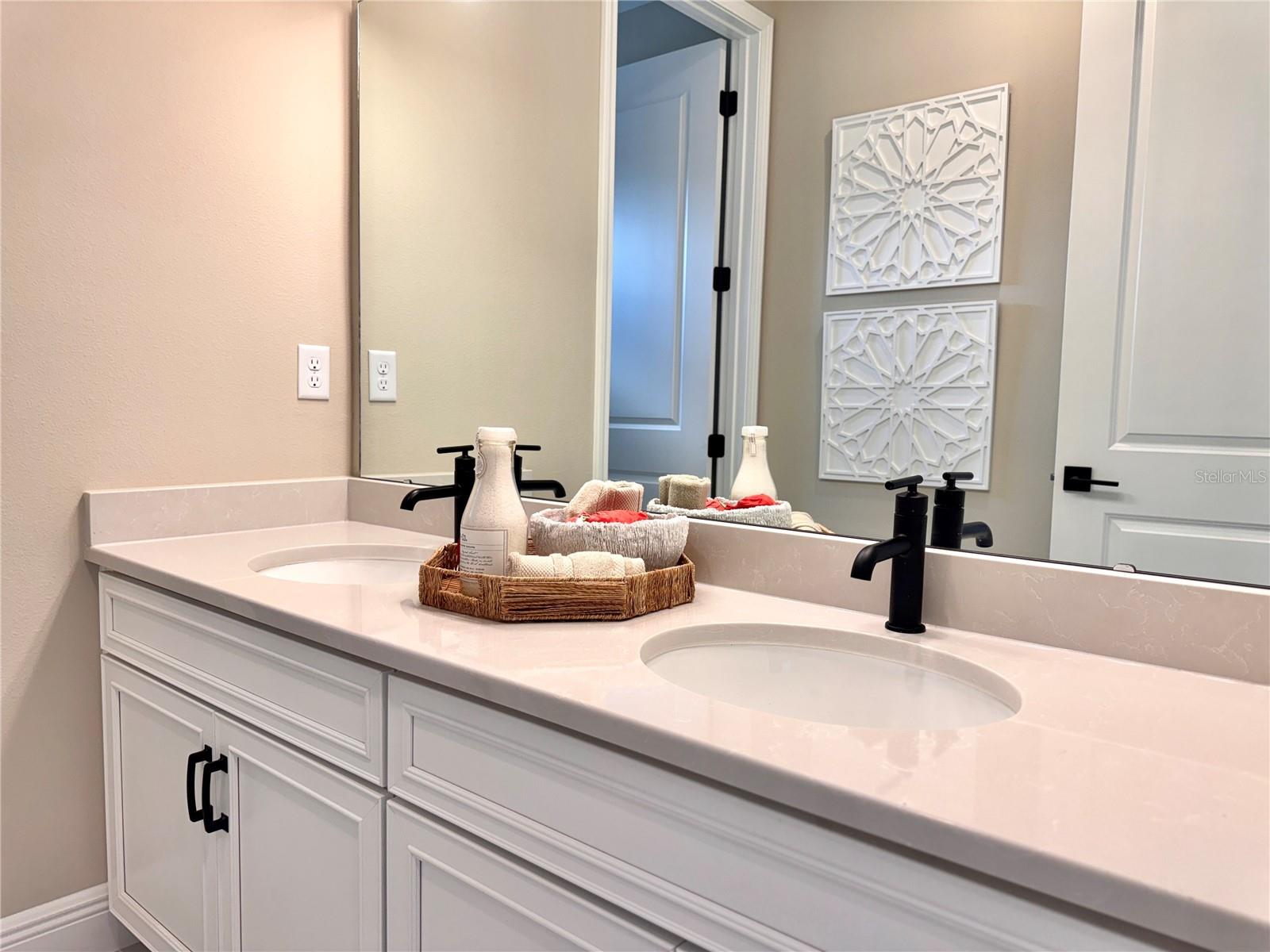 WESLYN PARK PH 1 - Residential