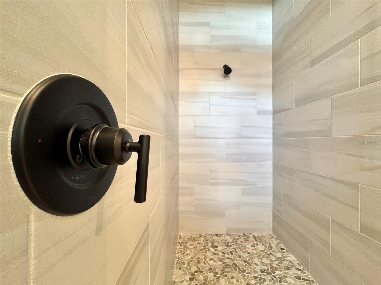 WESLYN PARK PH 1 - Residential