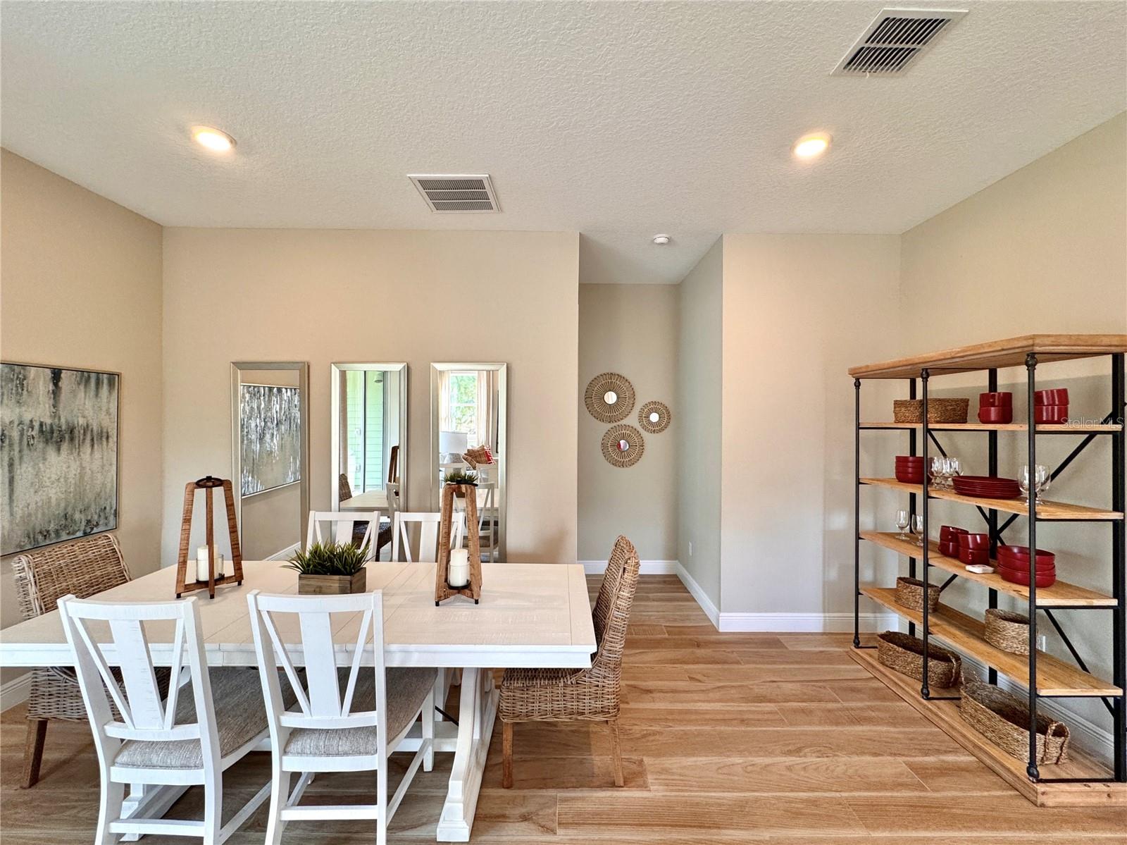 WESLYN PARK PH 1 - Residential