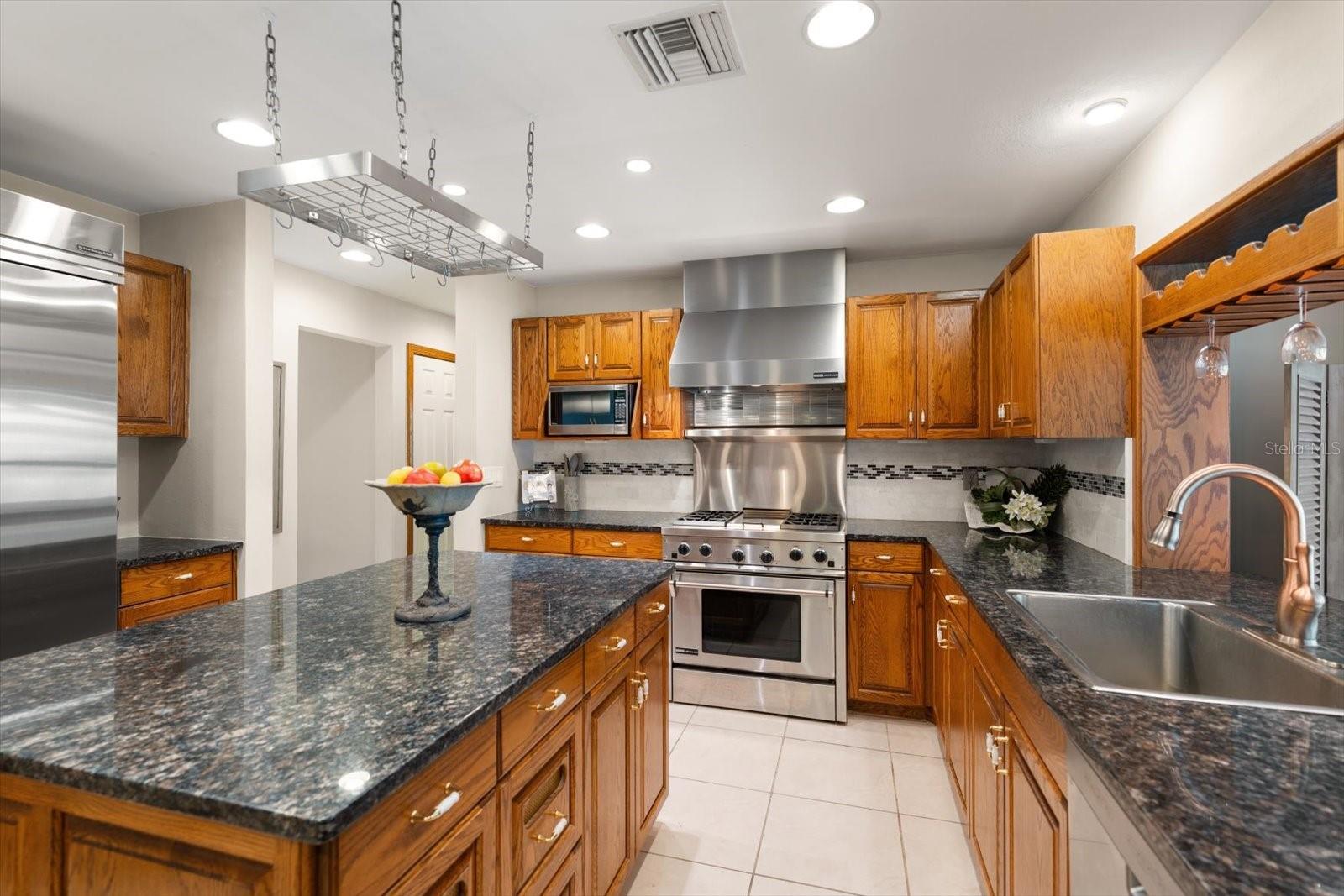 HARBOR BLUFFS SEC 3 - Residential