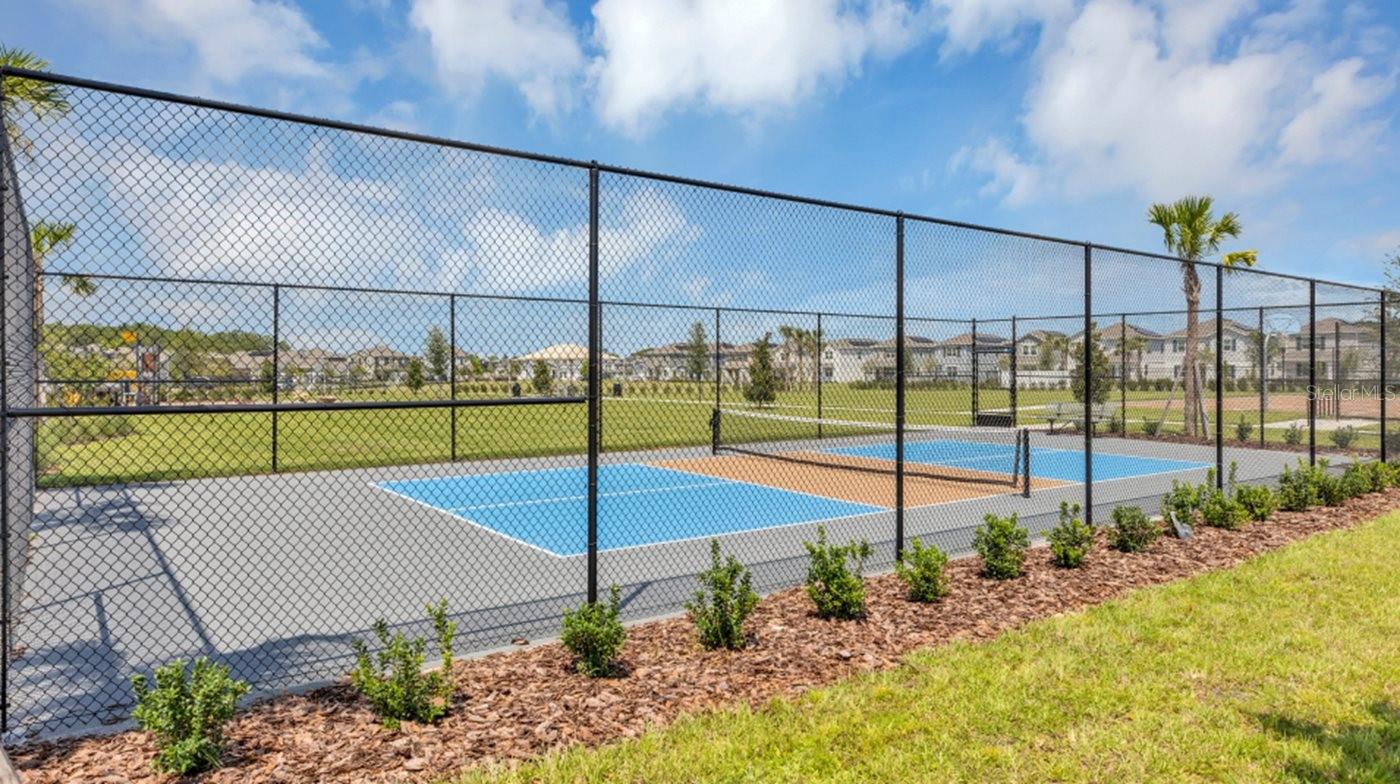 HUNT CLUB GROVES 50S GC - Residential