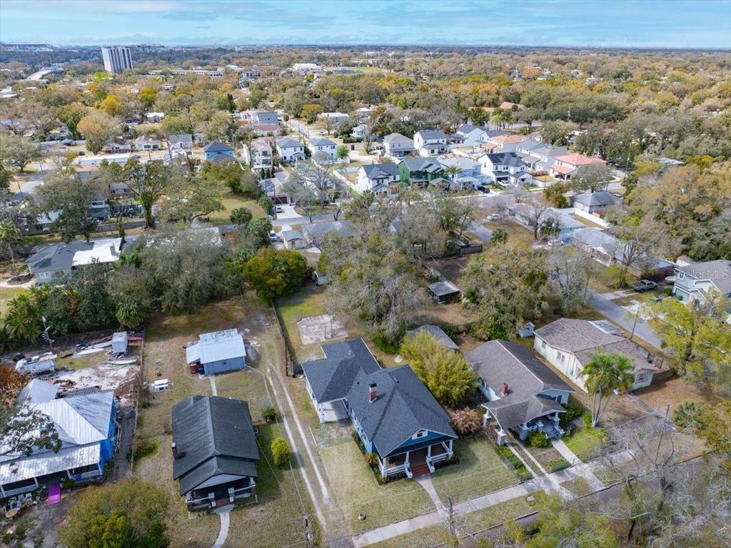 Photo of 4108 N Lynn Avenue, Tampa, FL 33603 (MLS # TB8482142)