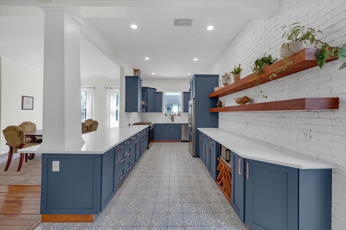 CHELSEA - Residential