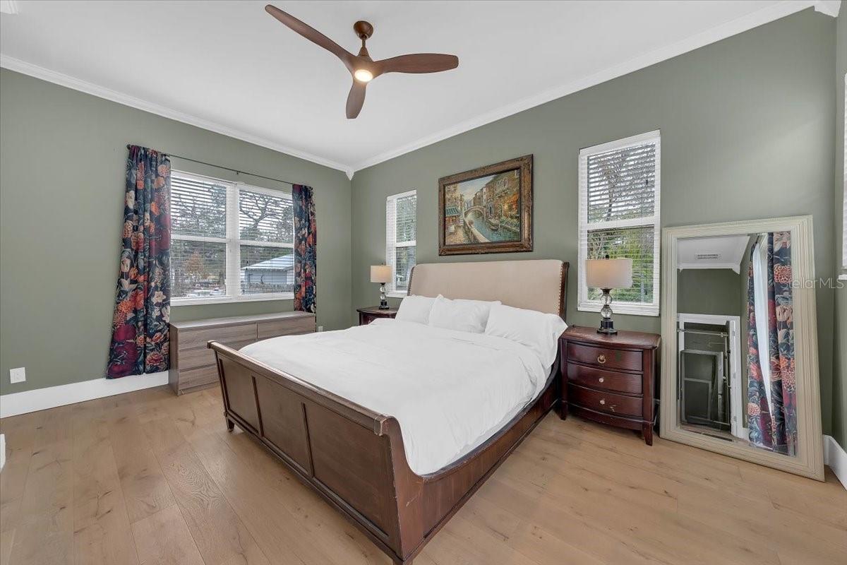 CHELSEA - Residential