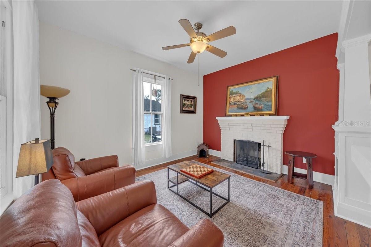 CHELSEA - Residential