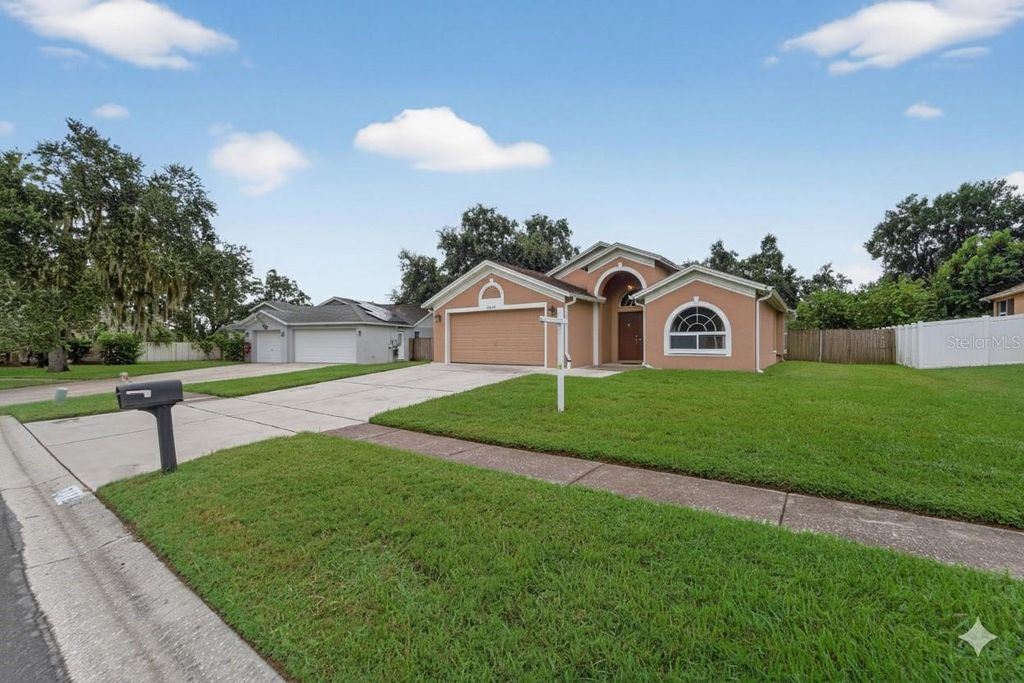 Photo of 2013 Leichester Street, Valrico, FL 33594 (MLS # TB8432069)
