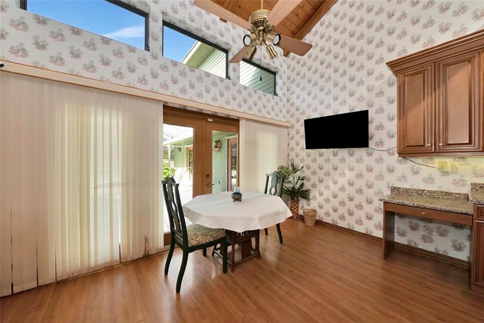 RIVERVIEW PINES - Residential