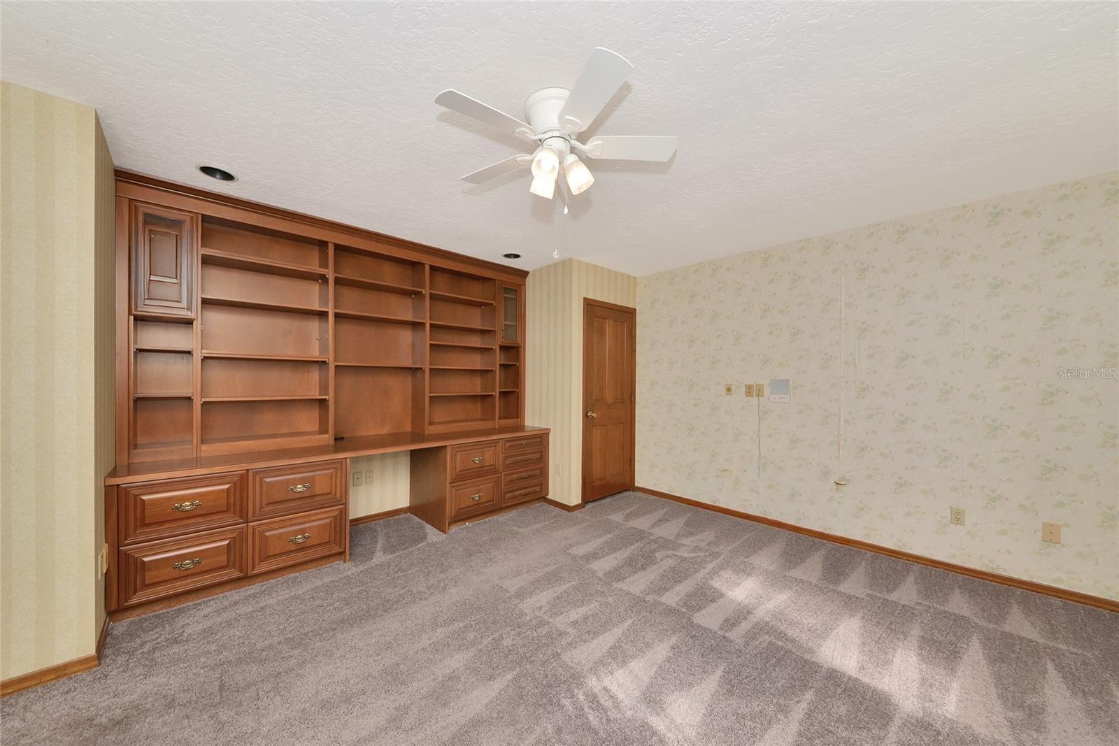 RIVERVIEW PINES - Residential