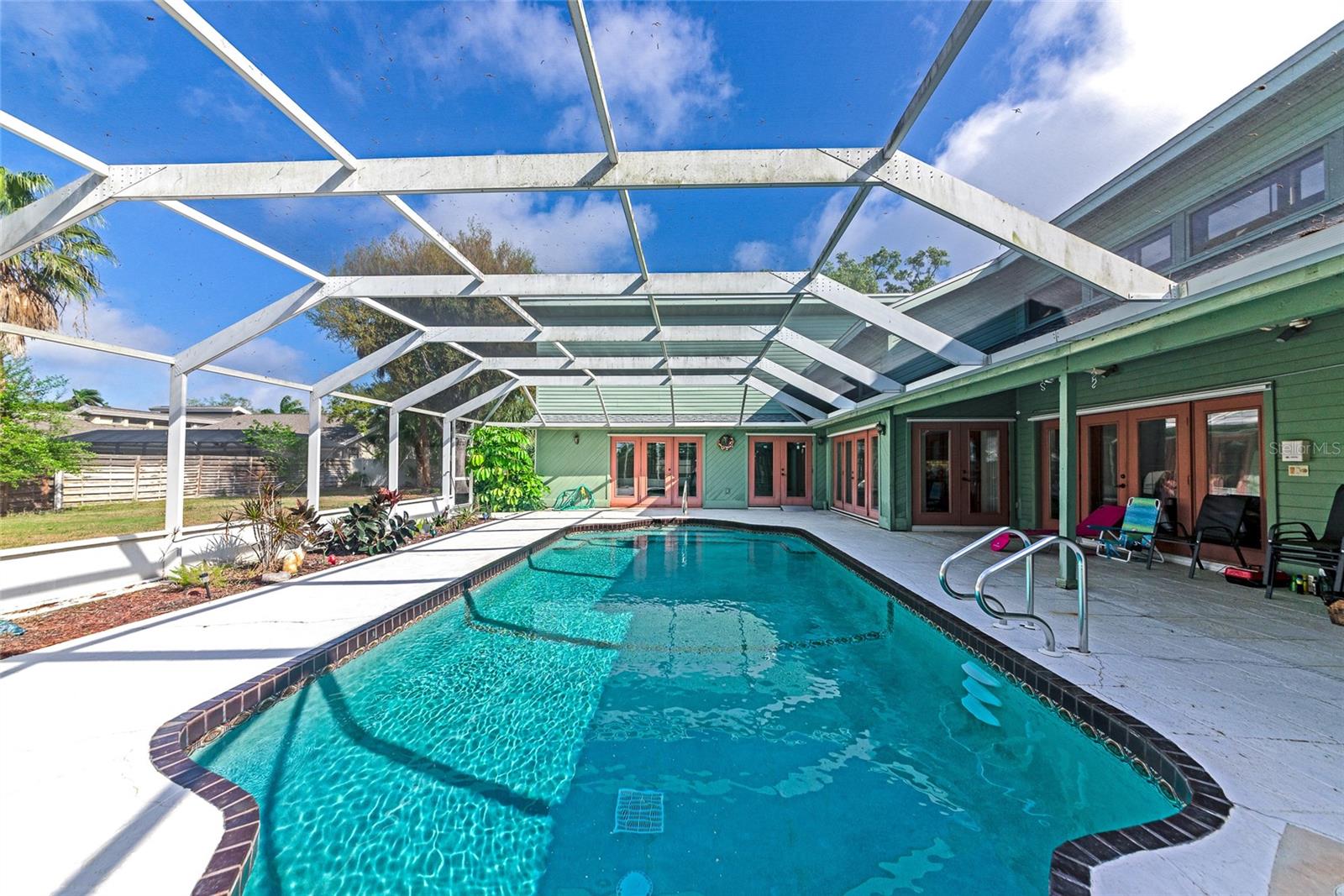 RIVERVIEW PINES - Residential