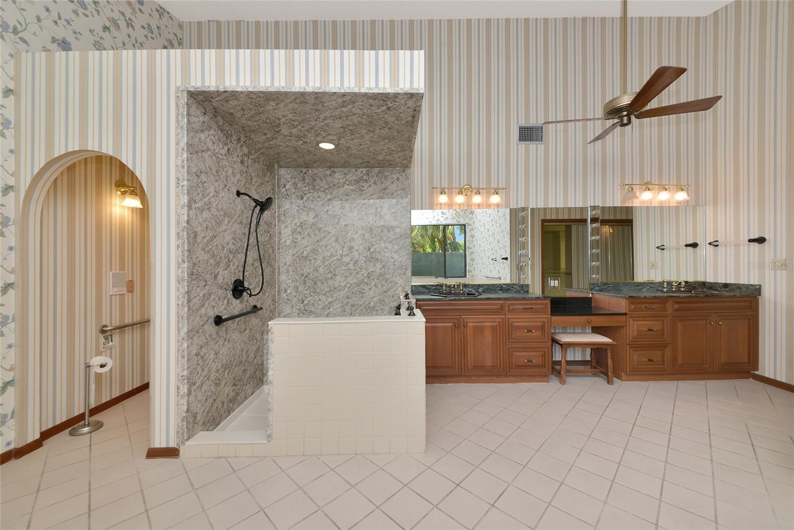 RIVERVIEW PINES - Residential