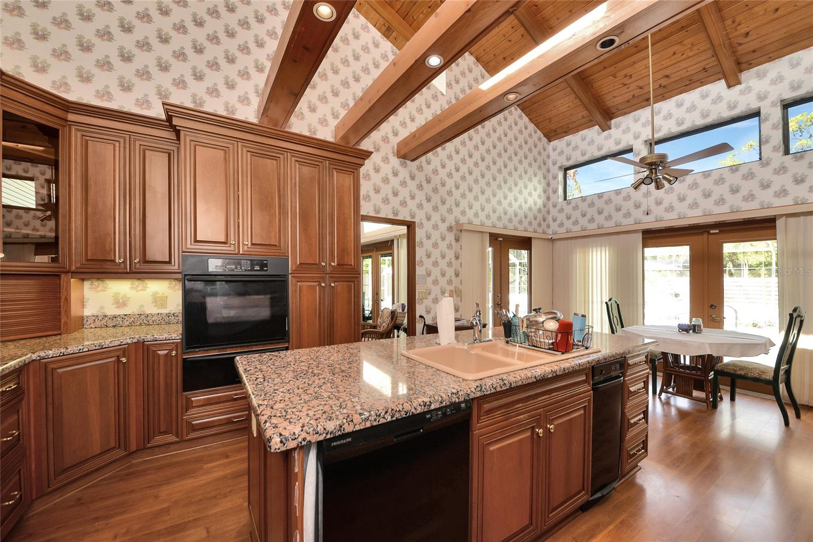 RIVERVIEW PINES - Residential