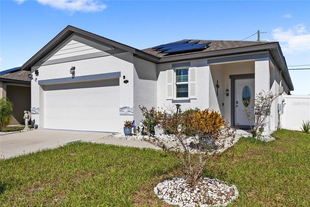 Photo of 801 Orchid Grove Boulevard, Davenport, FL 33837 (MLS # O6357951)