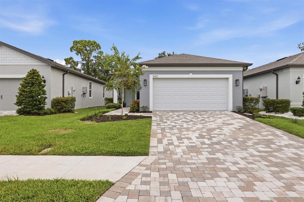 Photo of 9410 Shorebird Court, Parrish, FL 34219 (MLS # A4701797)