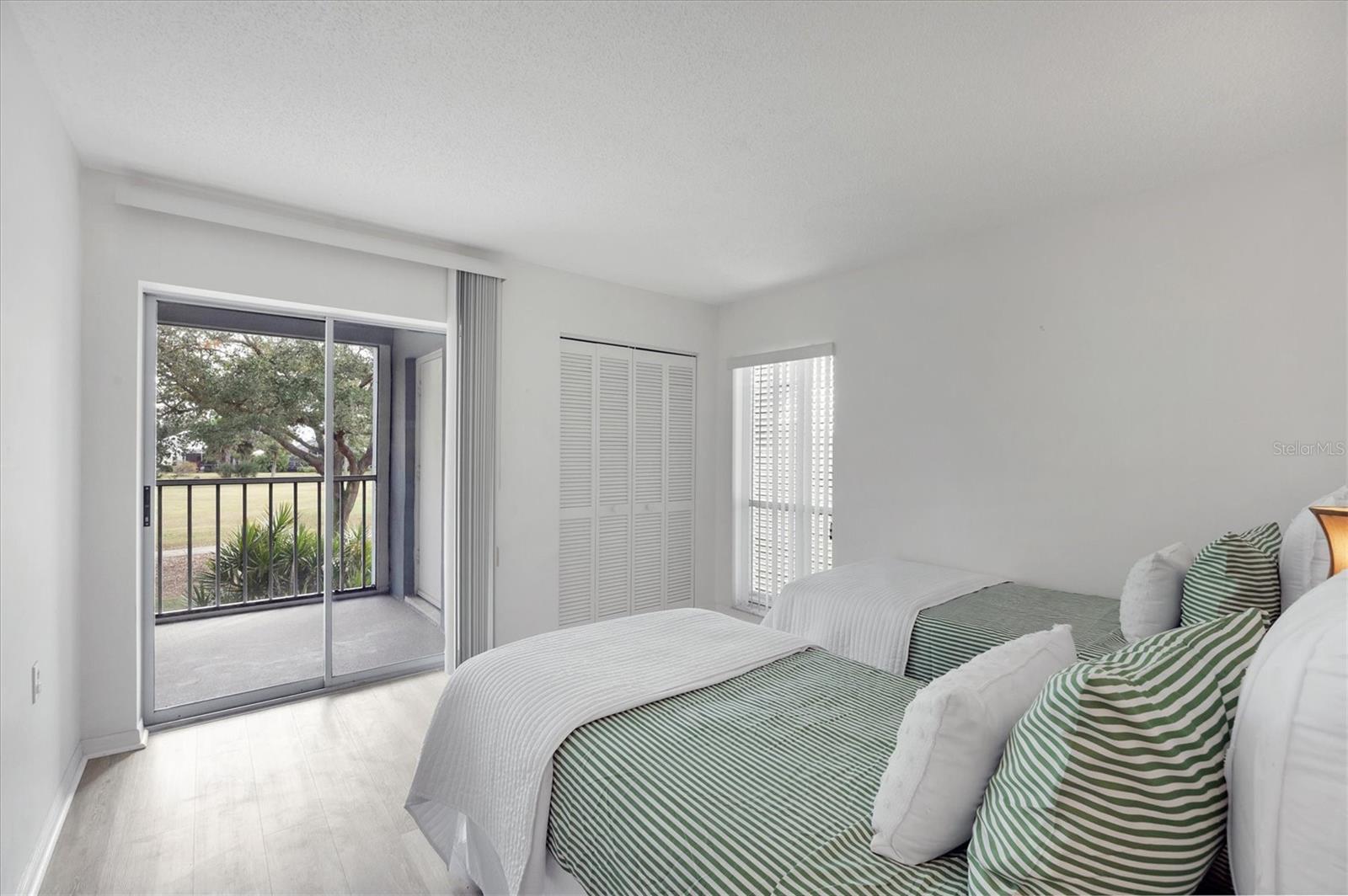 FARMINGTON VISTAS - Residential