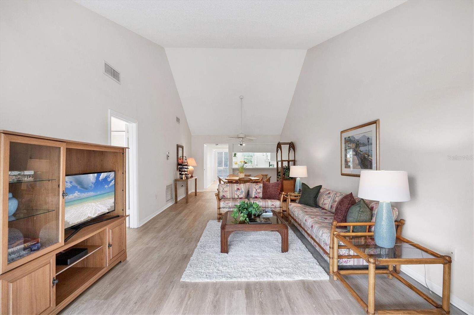 FARMINGTON VISTAS - Residential