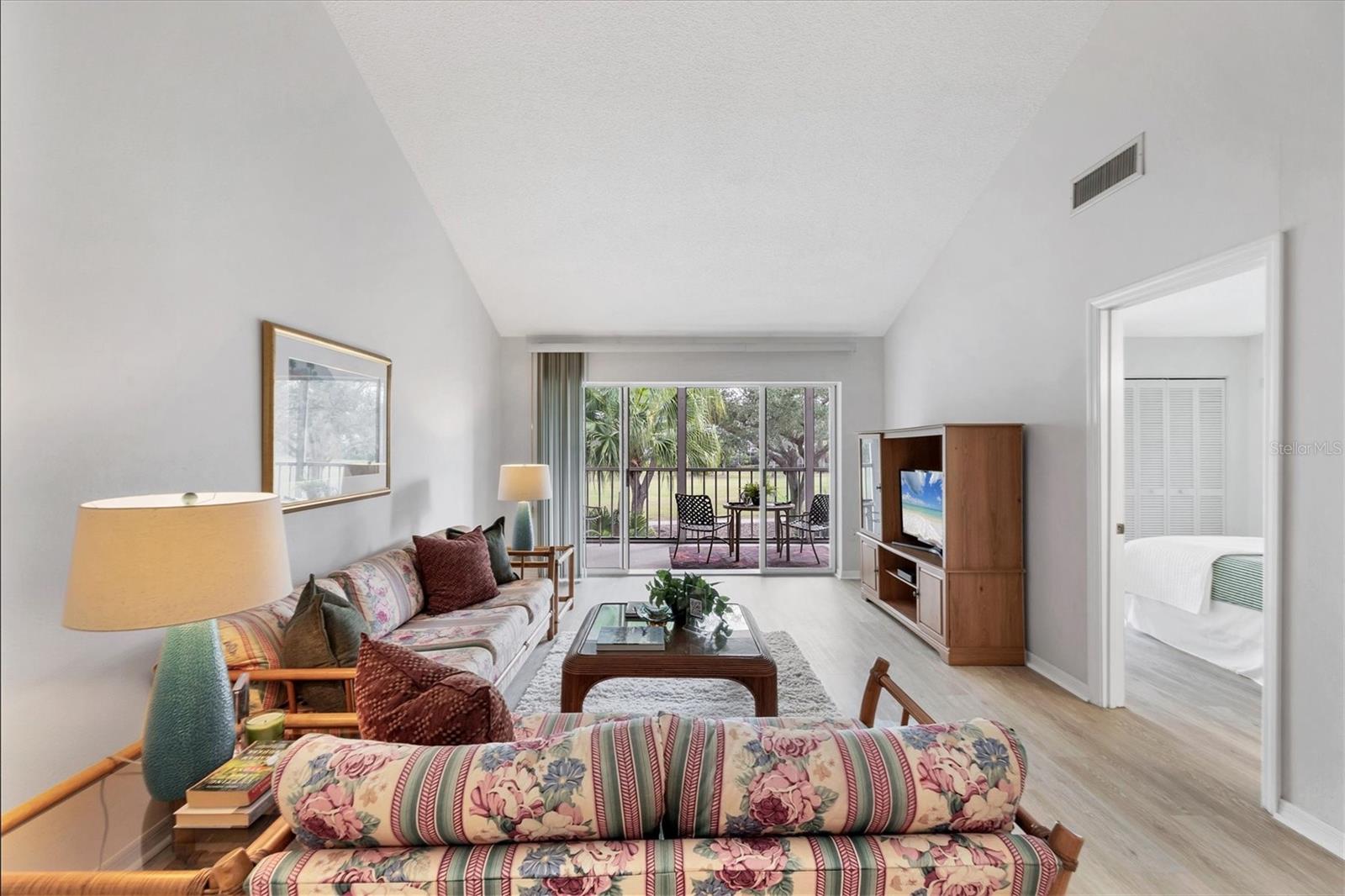 FARMINGTON VISTAS - Residential