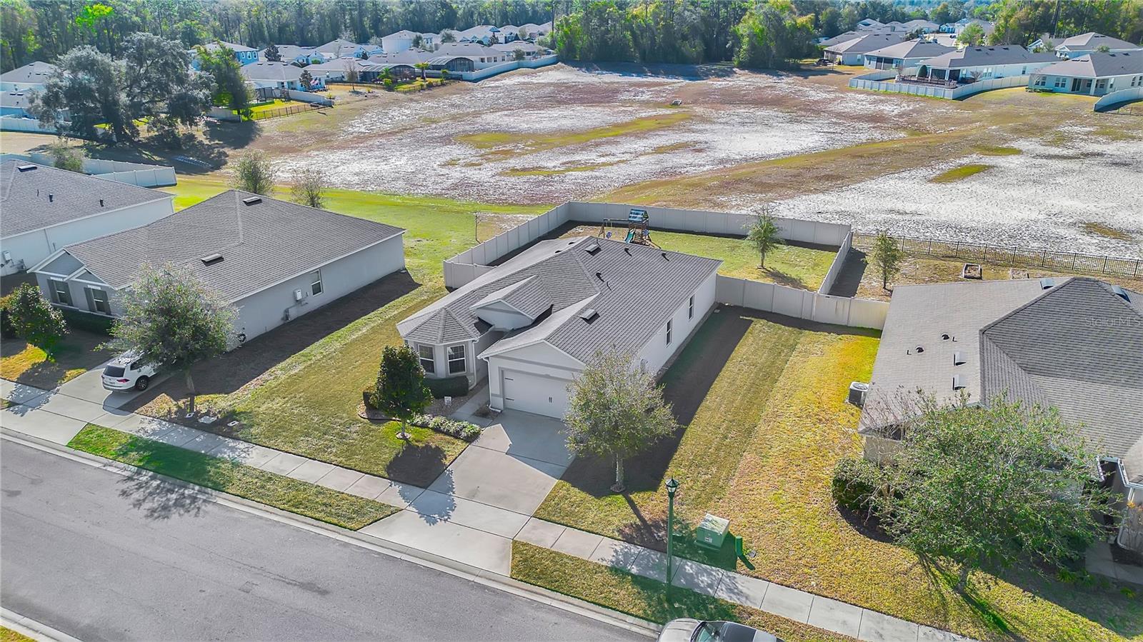 HUNTINGTON DOWNS - Residential