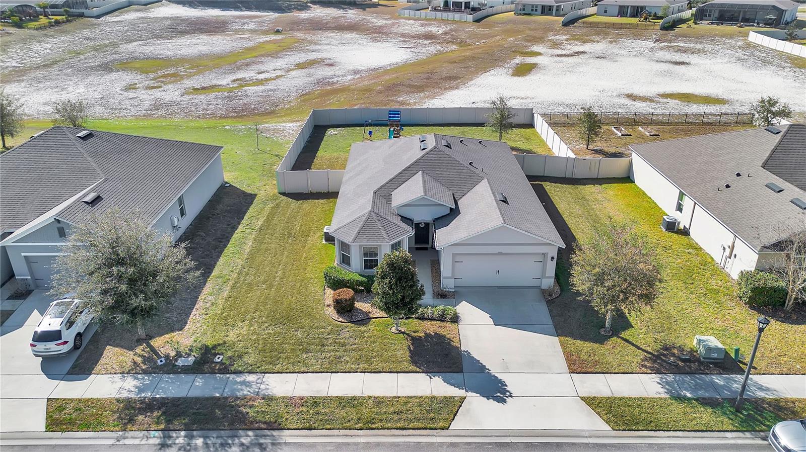 HUNTINGTON DOWNS - Residential