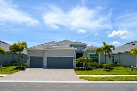 A home in PUNTA GORDA