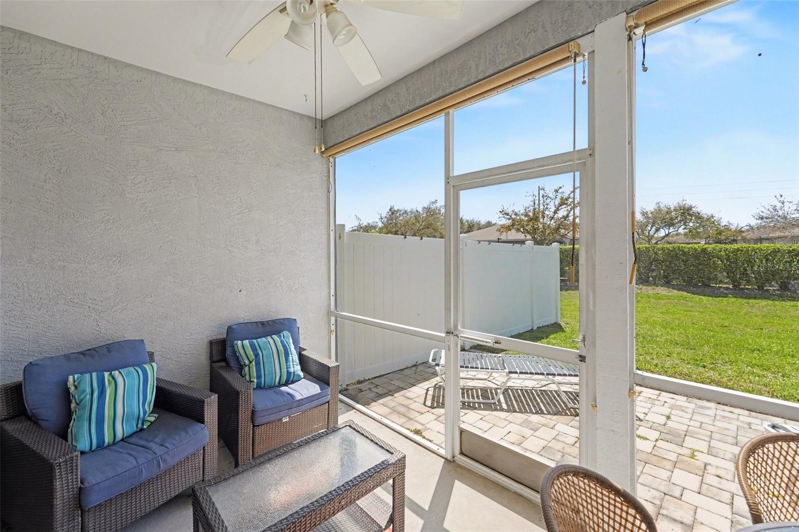 SUN KETCH TWNHMS AT CYPRESS LAKES - Residential