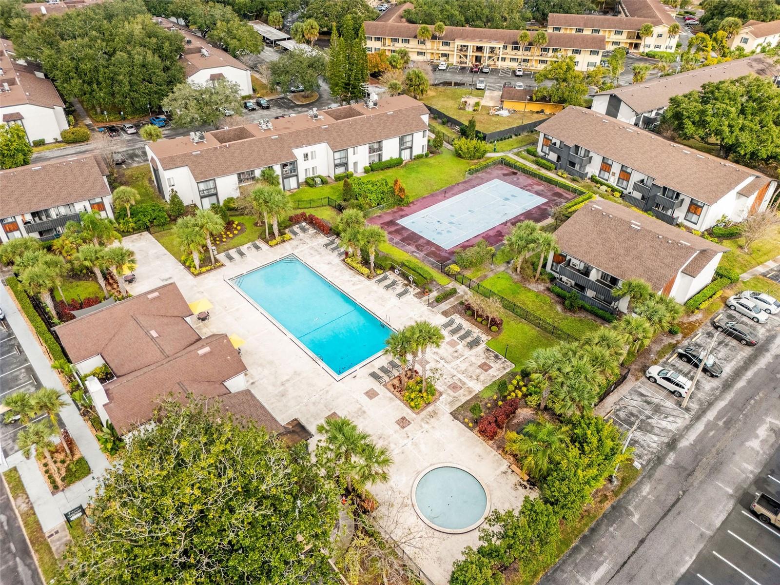 FOUR SEASONS CONDO - Residential Lease