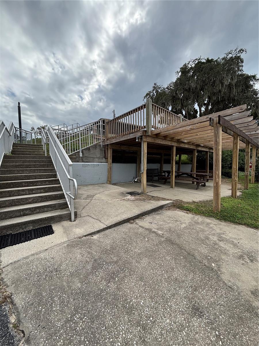 THE VILLAS AT EATONS BEACH - Residential